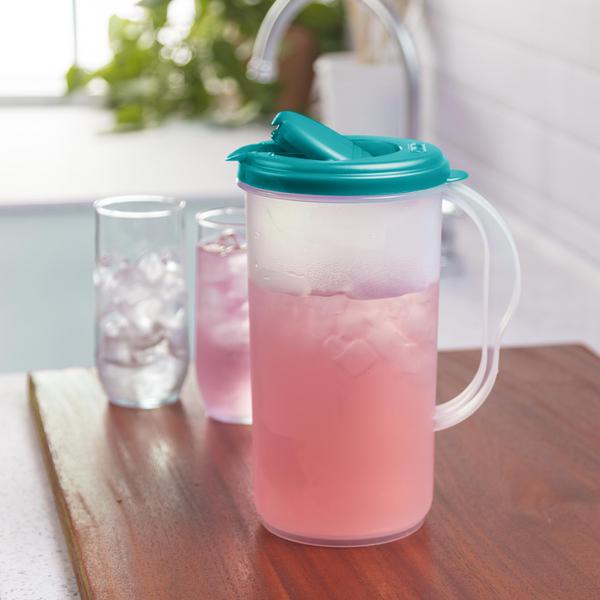 Sterilite Ultra Seal Round Pitcher