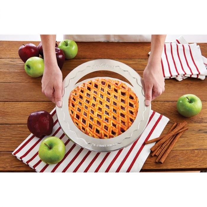 Mrs. Anderson's Baking Pie Crust Shield