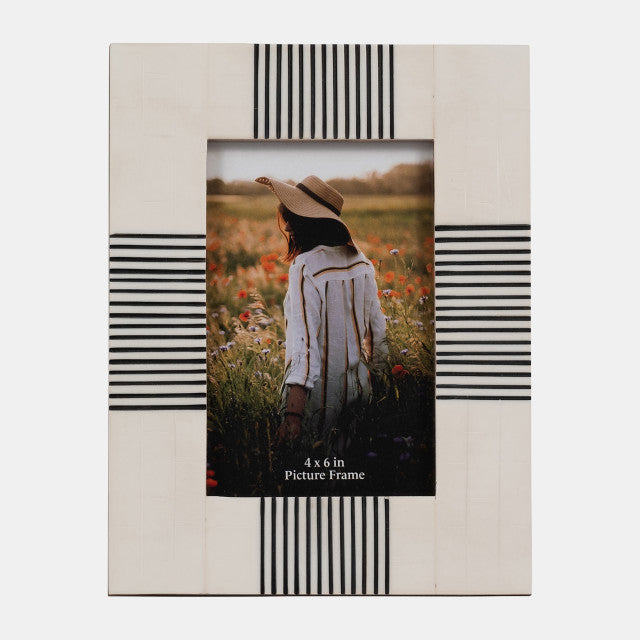 Resin 4x6 Abstract Photo Frame Black/white