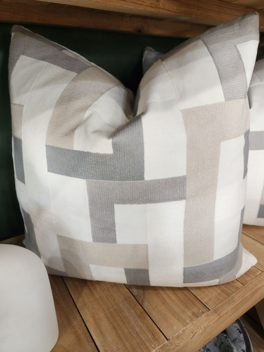 Frank Oyster Pillow