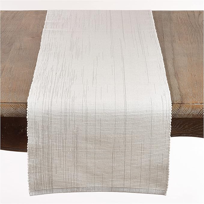 Shimmering Design Runner