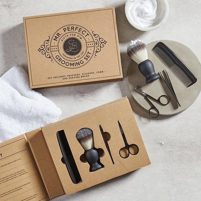 Grooming Cardboard Set