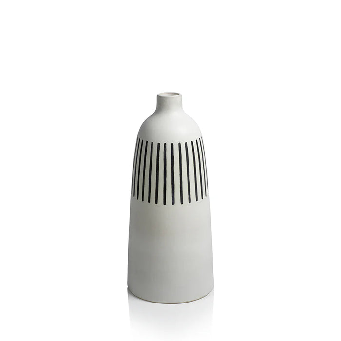 Salento All white Earthenware Vase