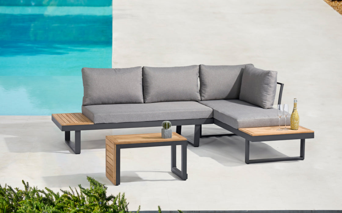 Charles Outdoor Collection