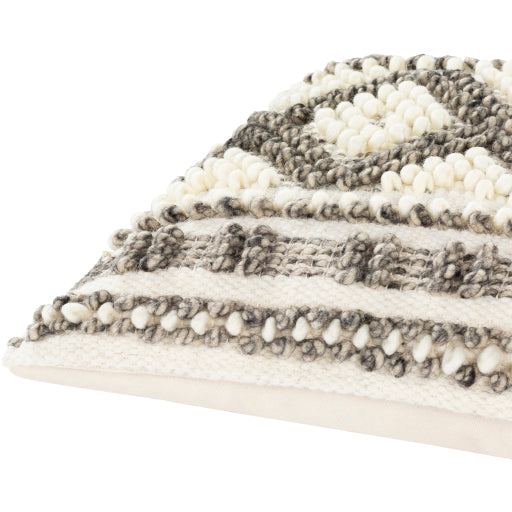 Faroe Beige/Black Pillow