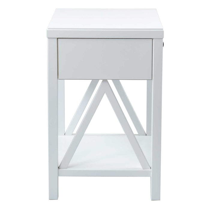Auburn Traditional One-Drawer Side Table