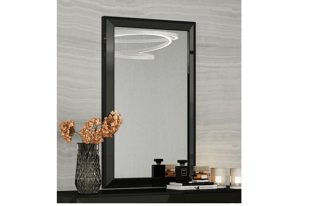 Abrazo Mirror