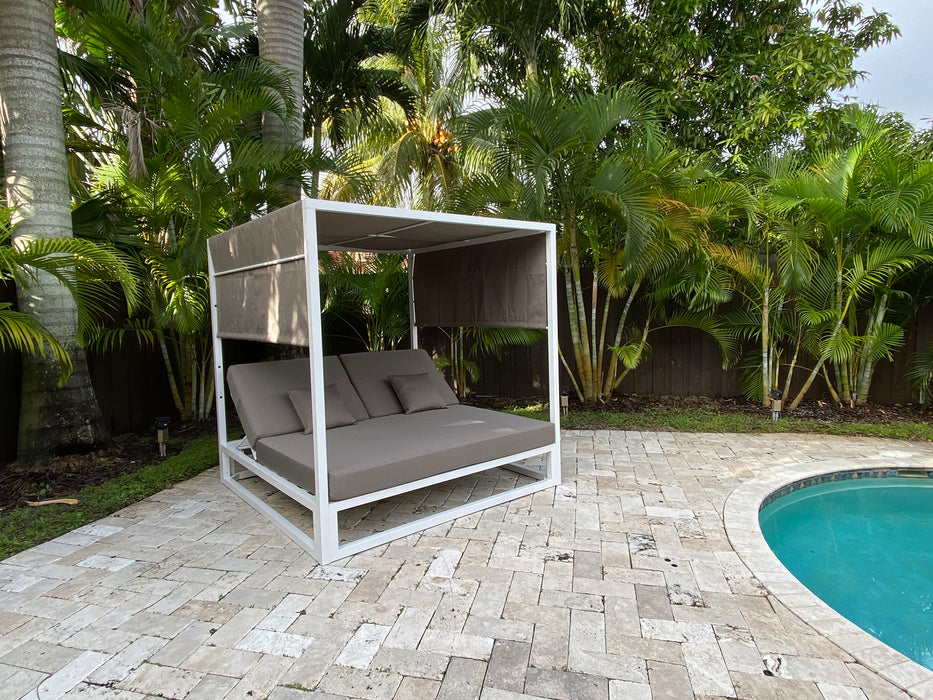 Ava Gazebo