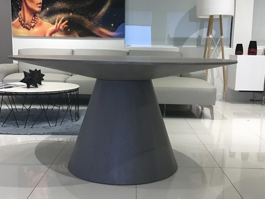 Norfolk Round Dining Table