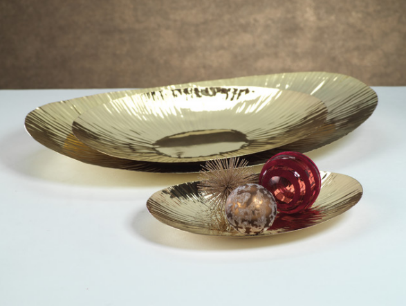 Rippled Oval Gold Tray - Medium