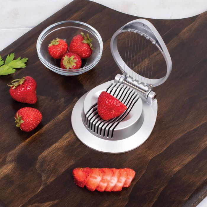 HIC Kitchen Non-Stick Egg Slicer