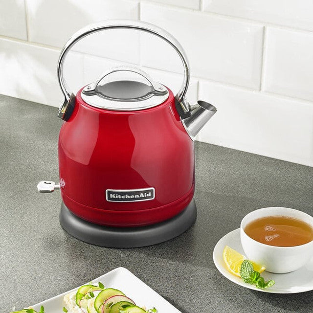 5 Cup KitchenAid Red Electric Kettle