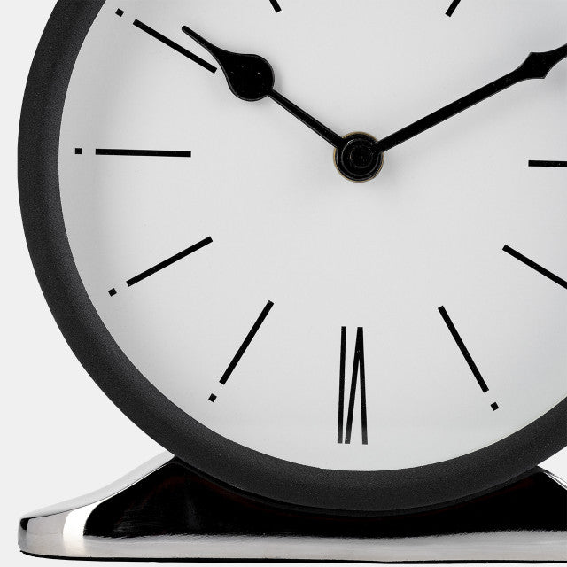 Metal Candid Table Clock