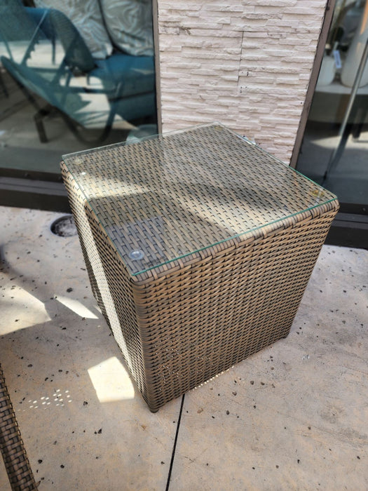 Cat Cay End Table