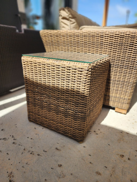 Cat Cay End Table