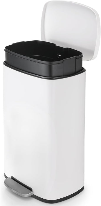 8 Gallon White Trash Can