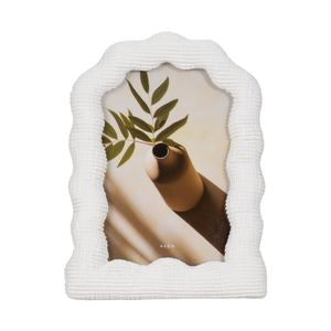 Wavy Arch Photo Frame