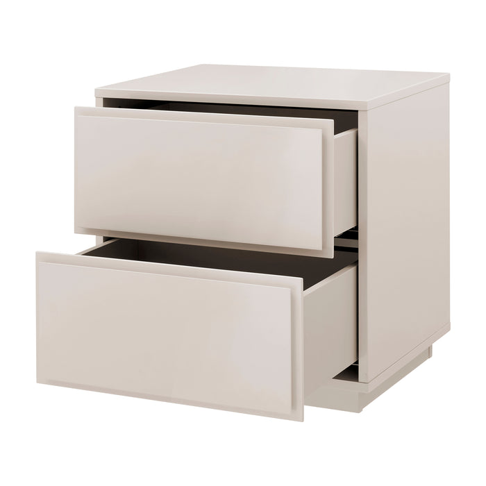 Tresero Nightstand