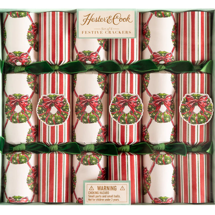 Holiday Wreath Christmas Crackers