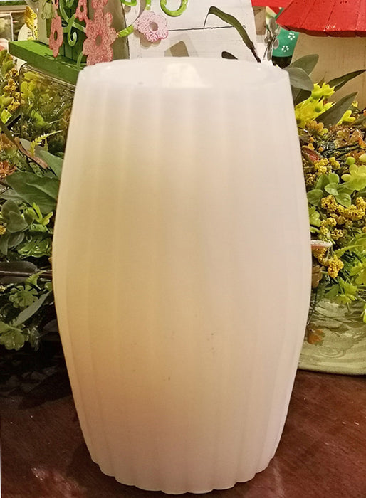 White Fountain Candle