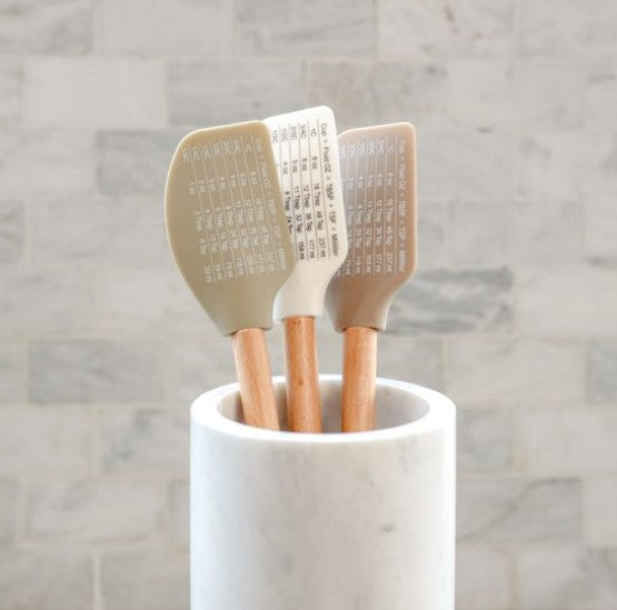 3 Assorted Neutral Measuring Spatulas