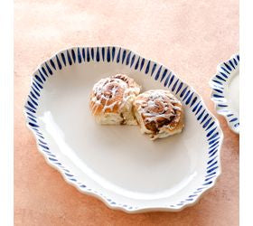 Blue & White Wavy Edge Oval Plate