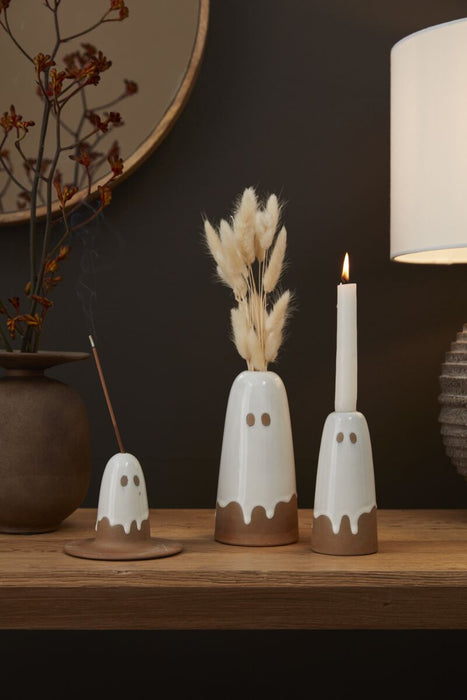 Ghosted Budvase