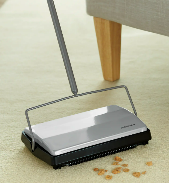 Compact Carpet Sweeper