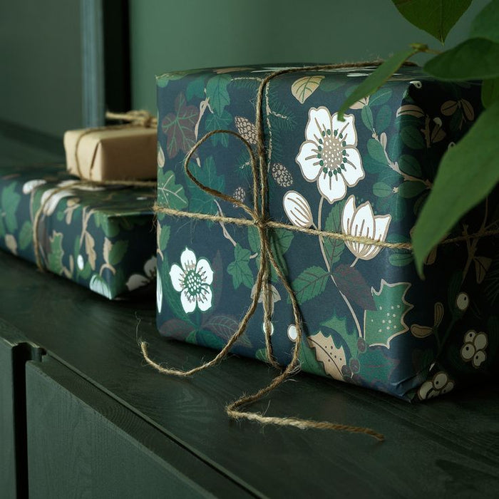 Christmas Rose Green Gift Roll