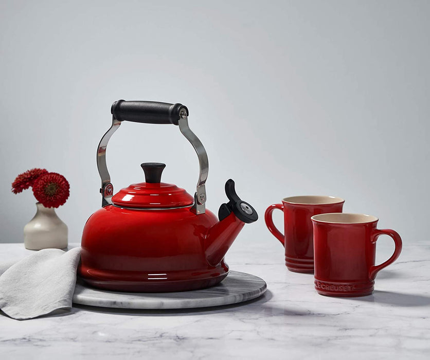 Classic Whistling Kettle-Cerise