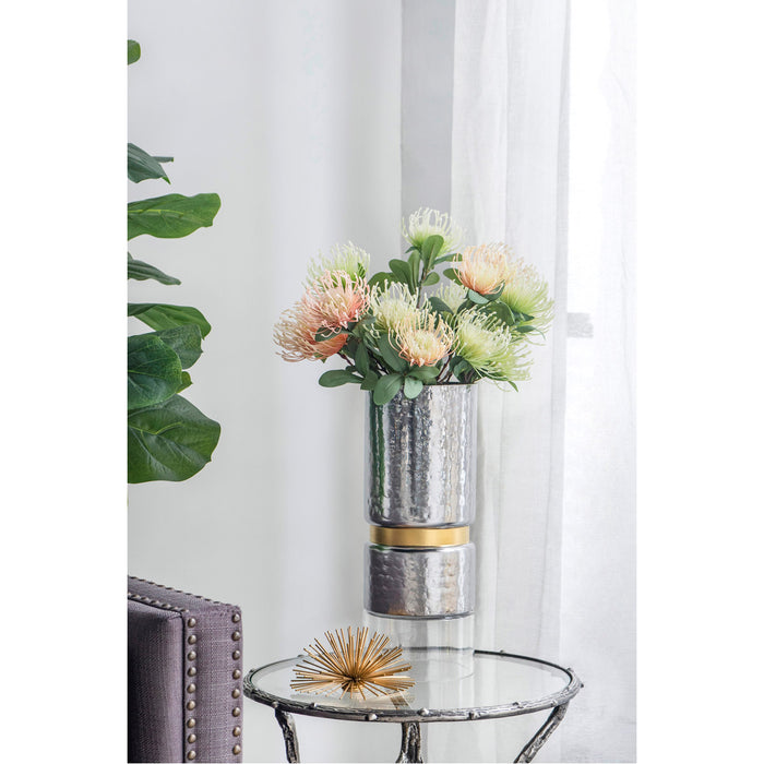 Halloway Candle Holder