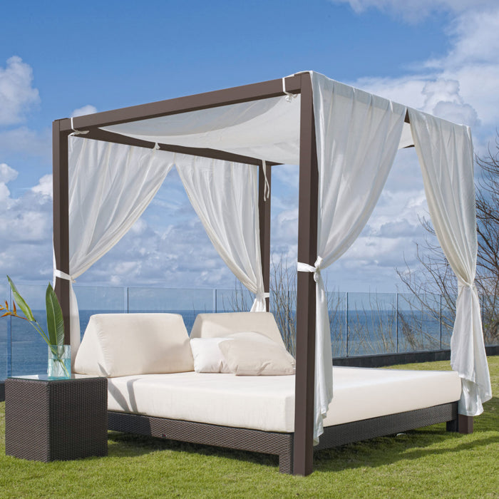 Anibal Daybed w/Canopy