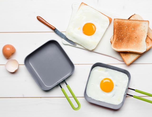 Greenpan Ceramic Square Egg-Pan