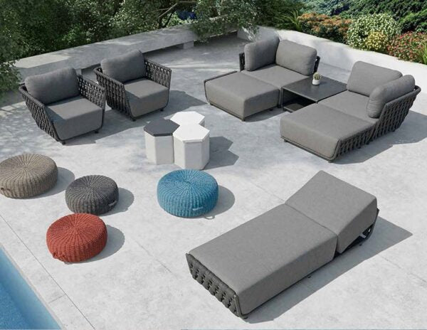 Hug Chaise Lounge