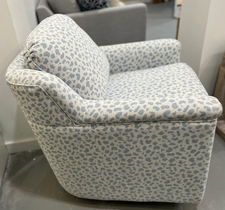 Swivel Glider