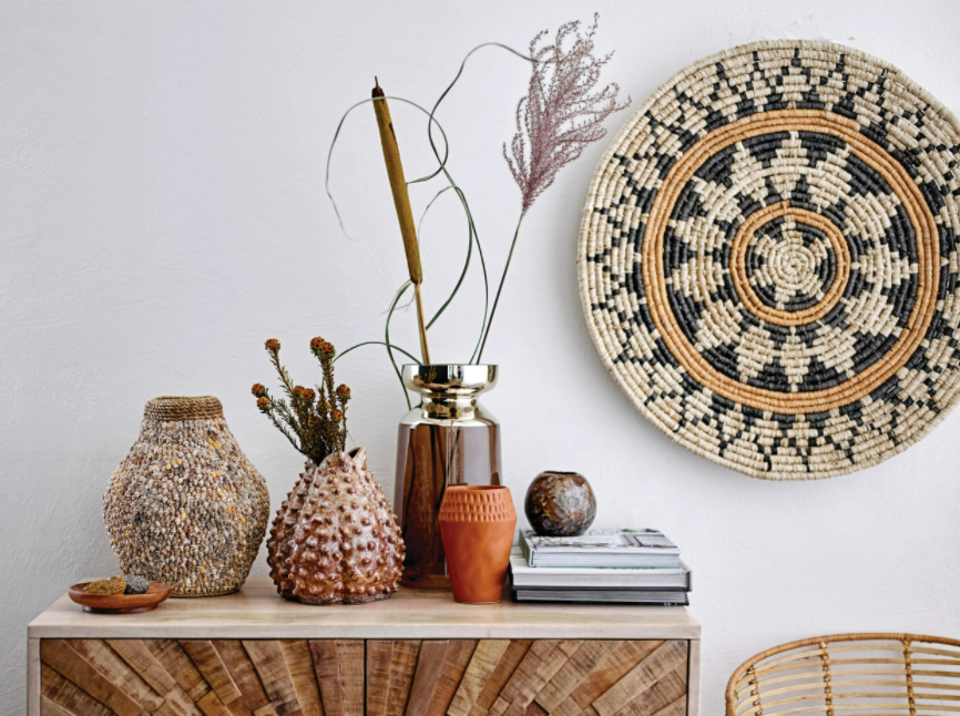 Round Metallic Candle Holder