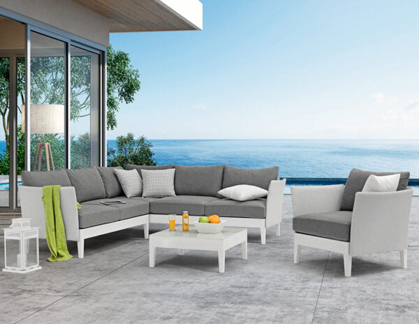 Welcome Coffee Table