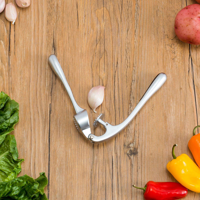 Zinc Garlic Press - Nova