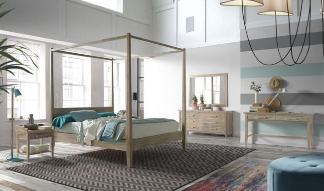 Lyra Teak Canopy King Bed
