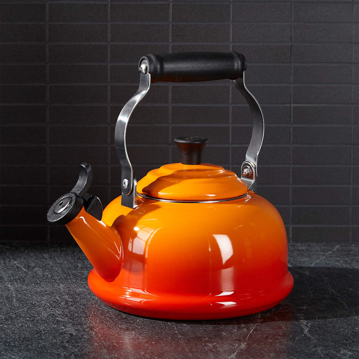 Classic Whistling Kettle-Flame